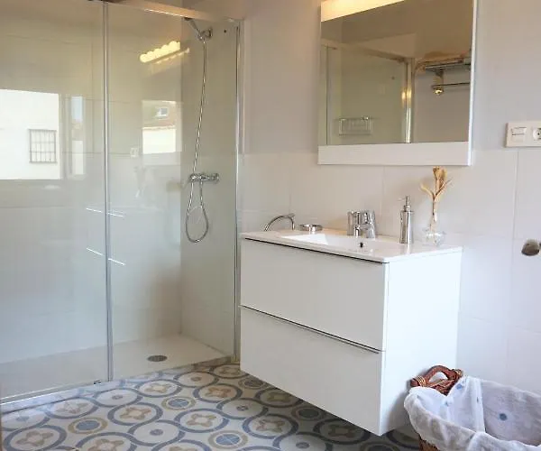 De Castilla * Las Cabanas de Castilla